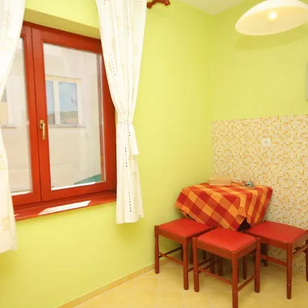 Apartman Apartments With A Parking Space Preko, Ugljan - 8428 Preko