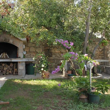 With A Parking Space Preko, Ugljan - 8428