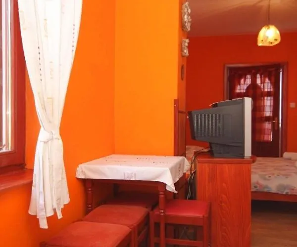 Apartments With A Parking Space Preko, Ugljan - 8428 *